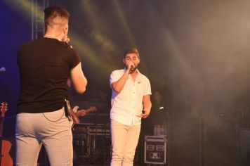 Foto - Hugo e Heitor - 26 Anos Arco-Íris 