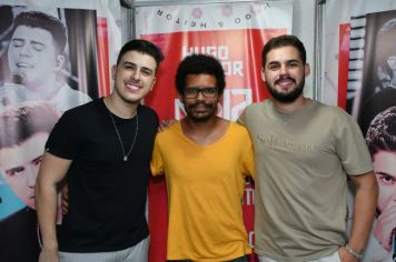 Foto - Hugo e Heitor - 26 Anos Arco-Íris 