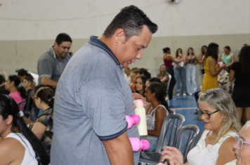 Foto - DIA DAS MÃES ARCO-ÍRIS 2025