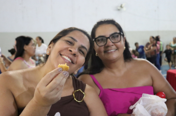 Foto - DIA DAS MÃES ARCO-ÍRIS 2025