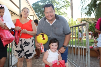 Foto - NATAL DAS CRIANÇAS - ARCO-ÍRIS