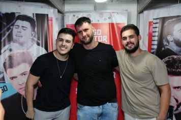 Foto - Hugo e Heitor - 26 Anos Arco-Íris 