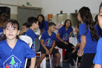 Foto - DIA DAS MÃES ARCO-ÍRIS 2025