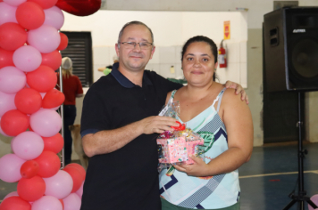 Foto - DIA DAS MÃES ARCO-ÍRIS 2025