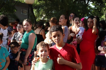 Foto - NATAL DAS CRIANÇAS - ARCO-ÍRIS