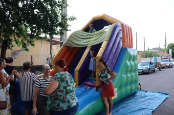 Foto - NATAL DAS CRIANÇAS - ARCO-ÍRIS