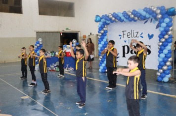 Foto - DIA DOS PAIS – ARCO-ÍRIS 2025