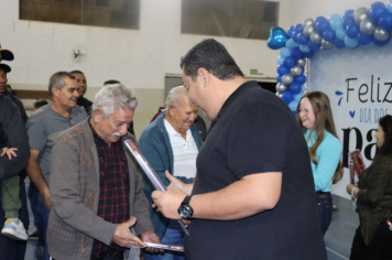 Foto - DIA DOS PAIS – ARCO-ÍRIS 2025