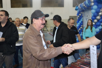 Foto - DIA DOS PAIS – ARCO-ÍRIS 2025