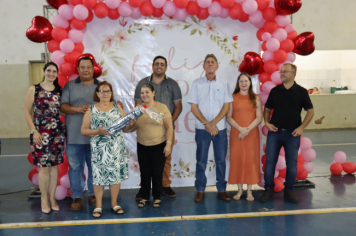 Foto - DIA DAS MÃES ARCO-ÍRIS 2025